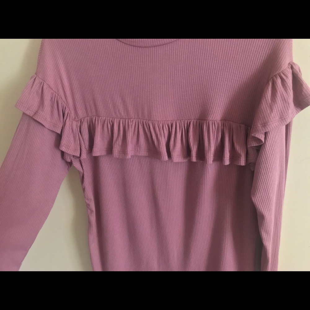 🎀 Mauve Ruffle Top by Roolee 🎀 - Picture 6 of 8